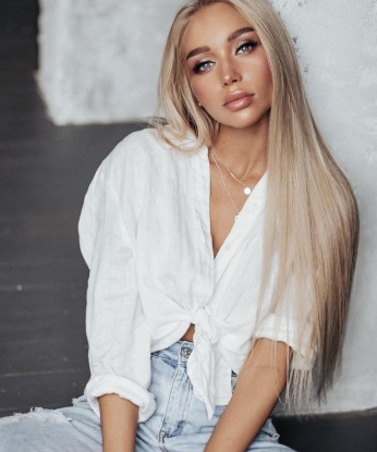 Анкета проститутки Ульяна - Фото, г. Гурбуки, 20 лет, №3171